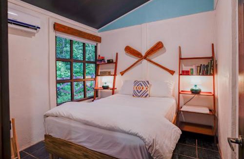 Sarapiqui Chalet De Esquí | Coco Cabana in the Jungle