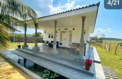 Kudawa Casa | Coco Cabana Kite Resort Kalpitiya