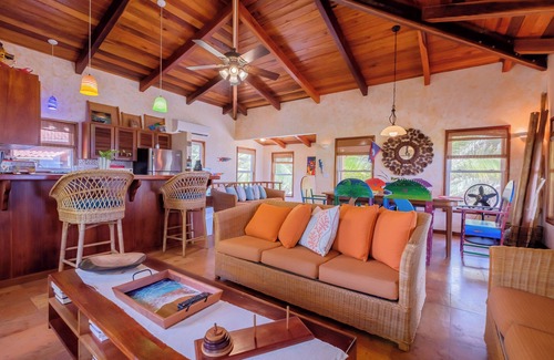 San Pedro Villa | Coco Caye Villa, Villa frente al mar