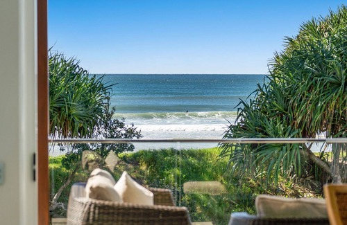 Lennox Head Villa | Coco de Mer Beach Villa 1