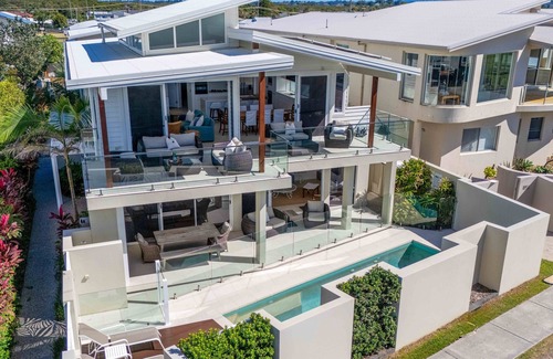 Lennox Head Villa | Coco de Mer Beach Villa 1