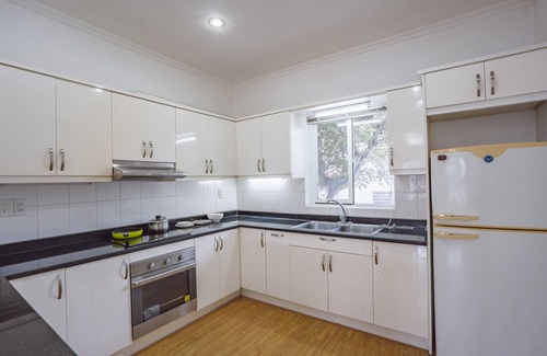 Thuy Khue Apartamento | Coco Flower Village Serviced Apartment