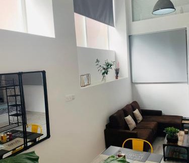 El Pilar Apartamento | Coco Homes