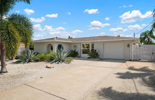 Whitney Beach Casa | COCO LOCO! Canal Front, Pool, Dock & More!