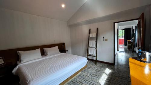 Kata Hotel | Coco Mountain View Guest House Hotel