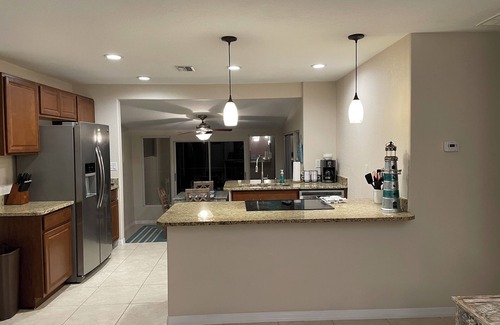 Laurel Casa | Coco NoKo cozy beach cottage + Swimming pool! Golf cart and pet friendly!