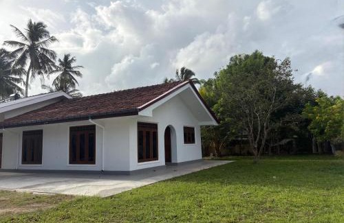 Habaraduwa Villa | Coco Nook Villa