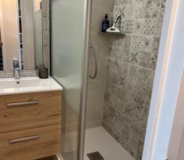 Bourgenay Apartamento | Coco studio 2 adultes et 2 enfants avec terrasse vue sur le Lac et accès parc aquatique gratuit