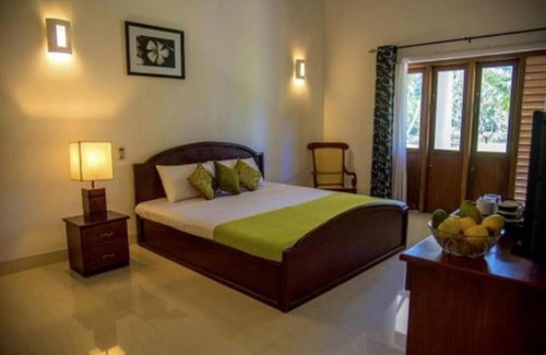 Seeduwa - Katunayake Hotel | Coco Villa Peach Tree