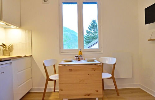 Bielle Apartamento | Cocon Biellois: vue Montagnes, Parking & Piscine