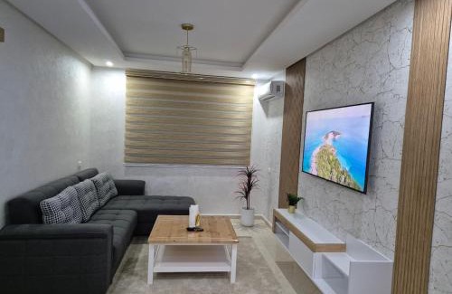Kenitra Apartamento | Cocon Bohème - Secure, Modern & Quiet in Kenitra