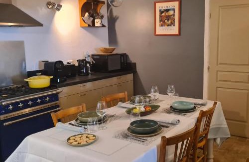 Lourmarin Apartamento | Cocon du Papillon à Lourmarin