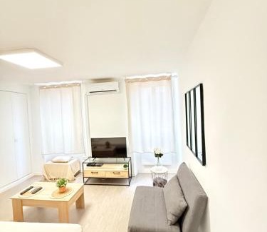 Prefecture Apartamento | Cocon Marseillais, Centre-Ville, Vieux-Port - Rue Paradis, Rénové, Climatisé, 2pers