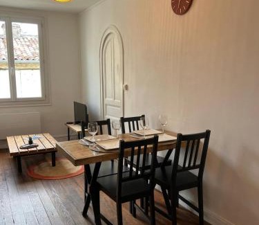Bazas Apartamento | Cocon sans prétention au cœur du centre ville de Bazas
