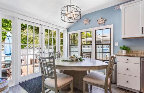 Bay Esplanade Casa | Coconut Beach House