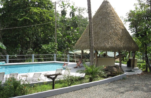 Dominical Cabaña | Coconut Grove Oceanfront Cottages Playa Domincalito