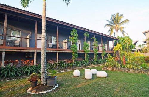 Port Vila Hotel | Coconut Palms Resort & Diamond Casino