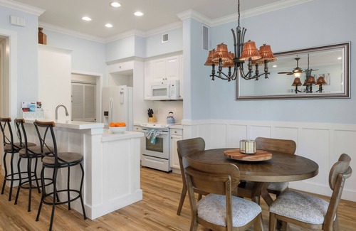 Ko Olina Condominio | Coconut Plantation 1110-3: Stylish 2BR w/ Lanai & Modern Kitchen in Ko Olina