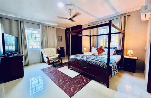 Prampram Casa | Coconut Pointe Villa & Beach Resort