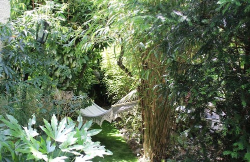 Haut Montmorency Apartamento | Cocoon in a green setting, private garden