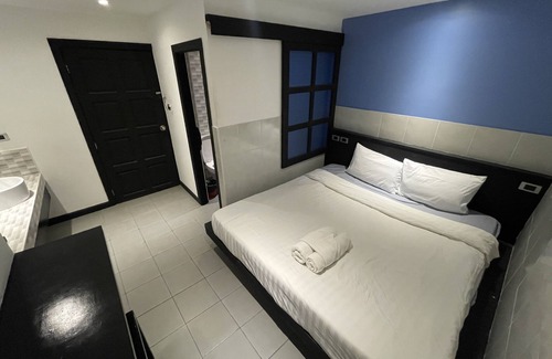 Patong Hotel | Cocoon Islanda Hotel