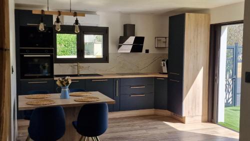 Carnoux-en-Provence Apartamento | Cocooning LE MUGEL aux portes des calanques de Cassis & SPA
