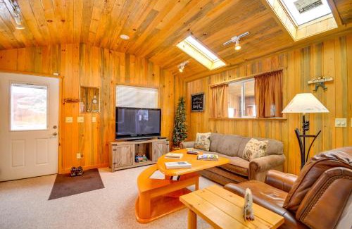 Cody Casa | Cody Vacation Rental Near Cedar Mountain!