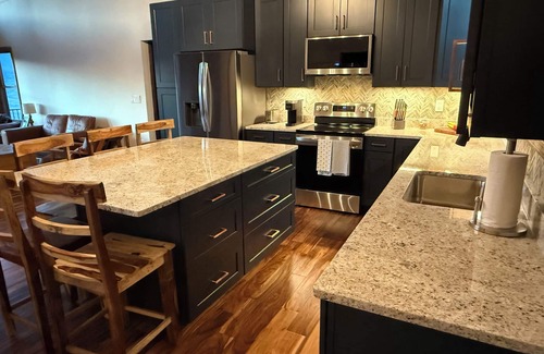 Wapiti Casa | Cody WY Yellowstone Luxury Mountain Escape - 3 Bed 2 Ba Amazing Mountain Views