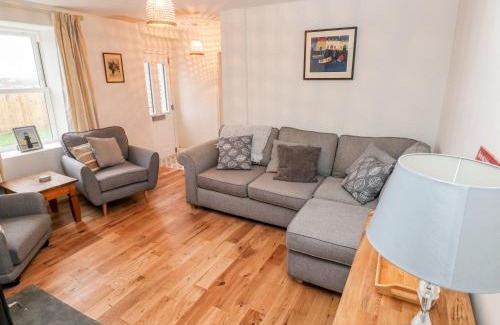 Burry Port Casa | Coeden Bach