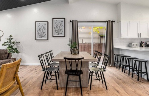 Graystone Casa | Coeur d'Alene Getaway I Quiet Neighborhood!