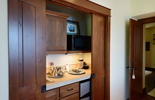 Coeur d'Alene Apartamento | Coeur d 'Alene Lakefront Luxury Retreat con bañera de hidromasaje, sauna, embarcadero y más.