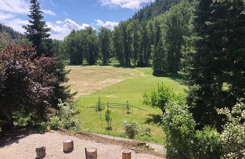 Shoshone County Casa | Coeur d'Alene River Haven! Fish, Float, Hike & Ski