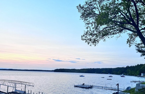 South Casco Cabaña | Coffee bar, kayak, snacks, lake access, minutes to portland airport
