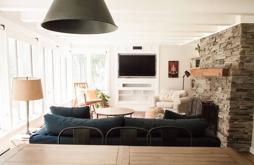 Chesterton Cabaña | Coffee Creek Retreat
