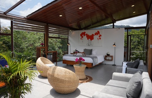 Mindo Cabina | Coffee Lodge Cristal Glamping & Spa