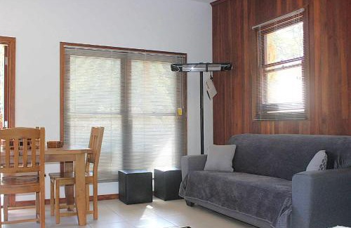 Lowanna Apartamento | Coffs Coast Mountain Retreat Cabin 1