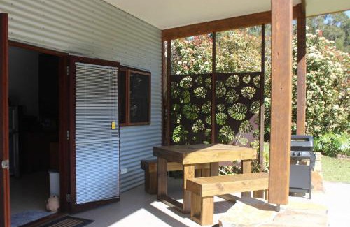 Lowanna Apartamento | Coffs Coast Mountain Retreat Cabin 1