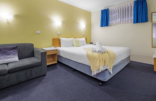Coffs Harbour Hotel | Coffs Harbour Spacious Family Room Comfort & Convenience for All