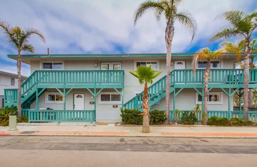 South Mission Beach Condominio | Cohasset Condos 1 & 2