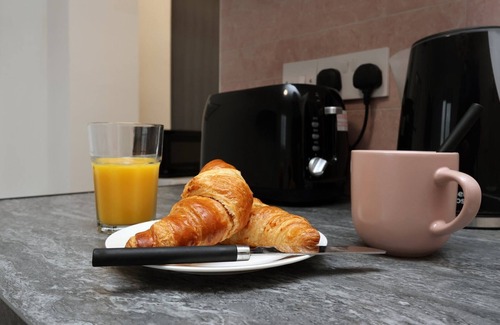 Penylan Apartamento | Cohost Partners | Smart TV | 5 Min City | Parking