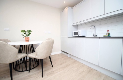 Atlantic Wharf Apartamento | Cohost Partners Stylish 2BR in Cardiff Bay Parking
