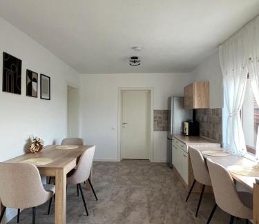 Curatele Casa | Colț de Apuseni