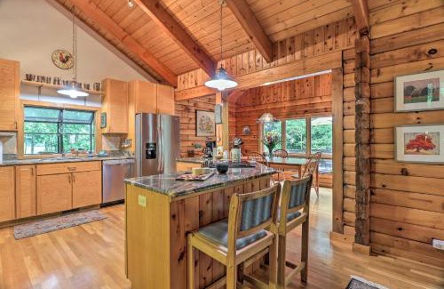 Canton Casa | Cold Mountain Reflections Cabin with Game Room!