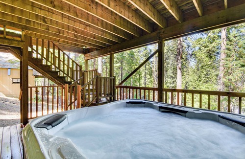 Cold Springs Cabaña | Cold Springs Mountain Cabin: Hot Tub & Generator