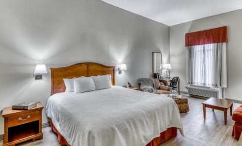 Tuscumbia Hotel | Coldwater Inn - The Shoals Boutique Hotel