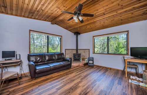 Middletown Cabina | COLE RIDGE CHATEAU X