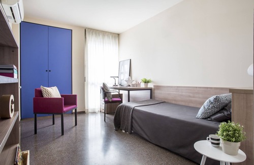 San Vicente Hotel | Colegio Mayor Resa Hernán Cortés - Centro Adscrito a REAJ