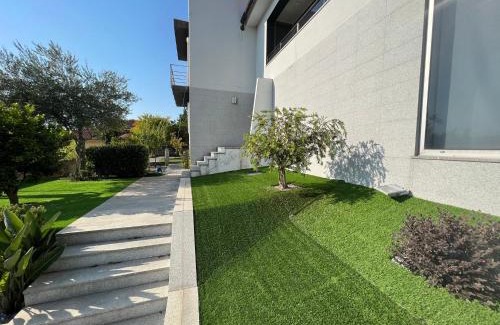 Nossa Senhora do Amparo Casa | Colina de Picoutos Moradia com piscina