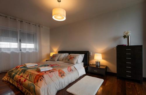 Nossa Senhora do Amparo Casa | Colina de Picoutos Moradia com piscina
