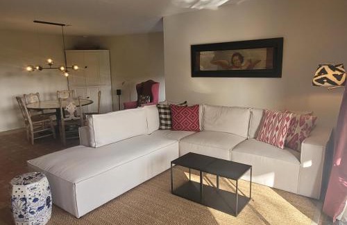 Domburg Apartamento | Colina